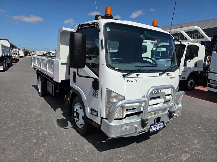 2013 Isuzu Nqr450 4.5 Ton Amt Tipper