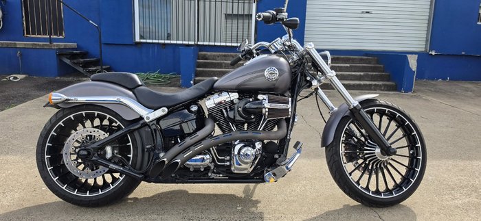 2016 HARLEY-DAVIDSON FXSB SOFTAIL BREAKOUT