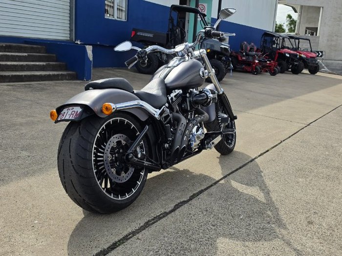 2016 HARLEY-DAVIDSON FXSB SOFTAIL BREAKOUT