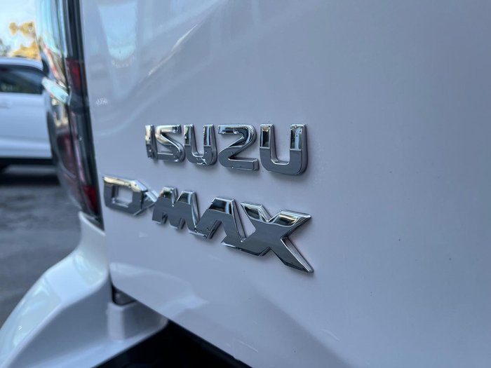 2025 Isuzu D-MAX X-TERRAIN