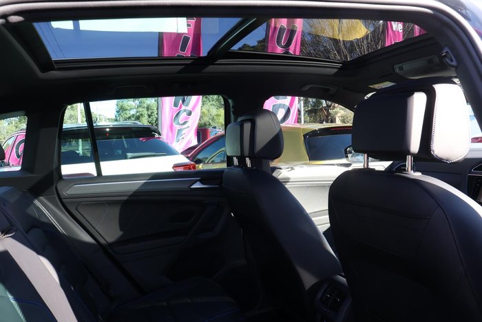 2022 Volkswagen Tiguan R