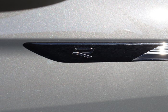 2022 Volkswagen Tiguan R
