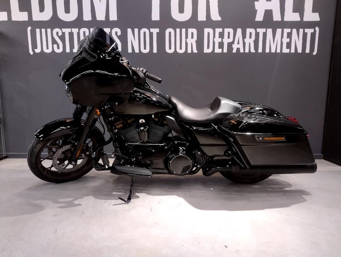 2022 Harley-Davidson Street Glide ST 117 (FLHXST)