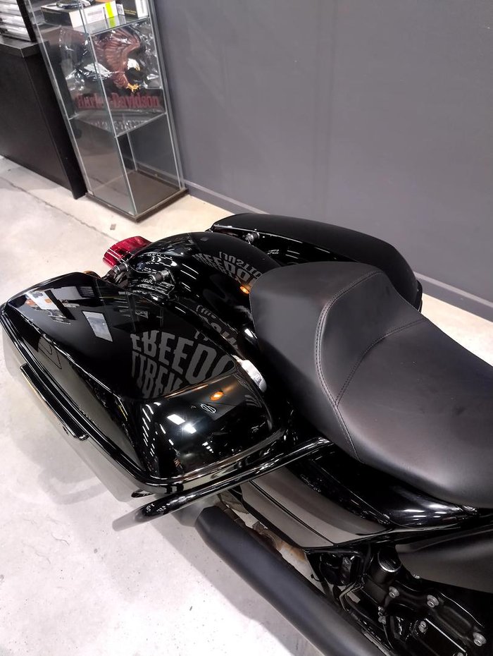 2022 Harley-Davidson Street Glide ST 117 (FLHXST) Touring Black