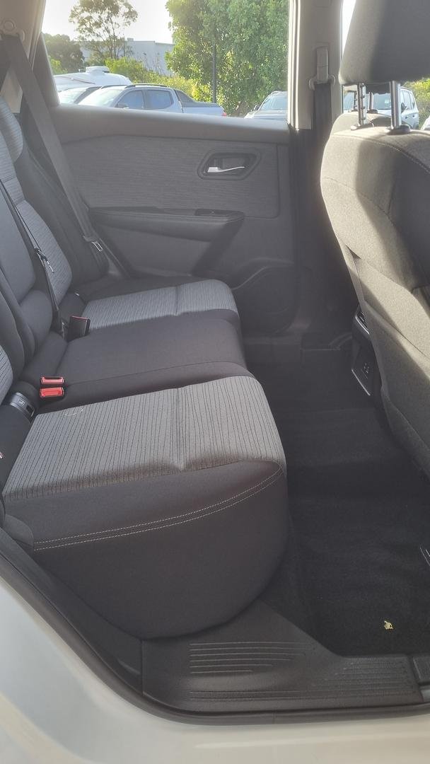 2025 Nissan X-TRAIL ST