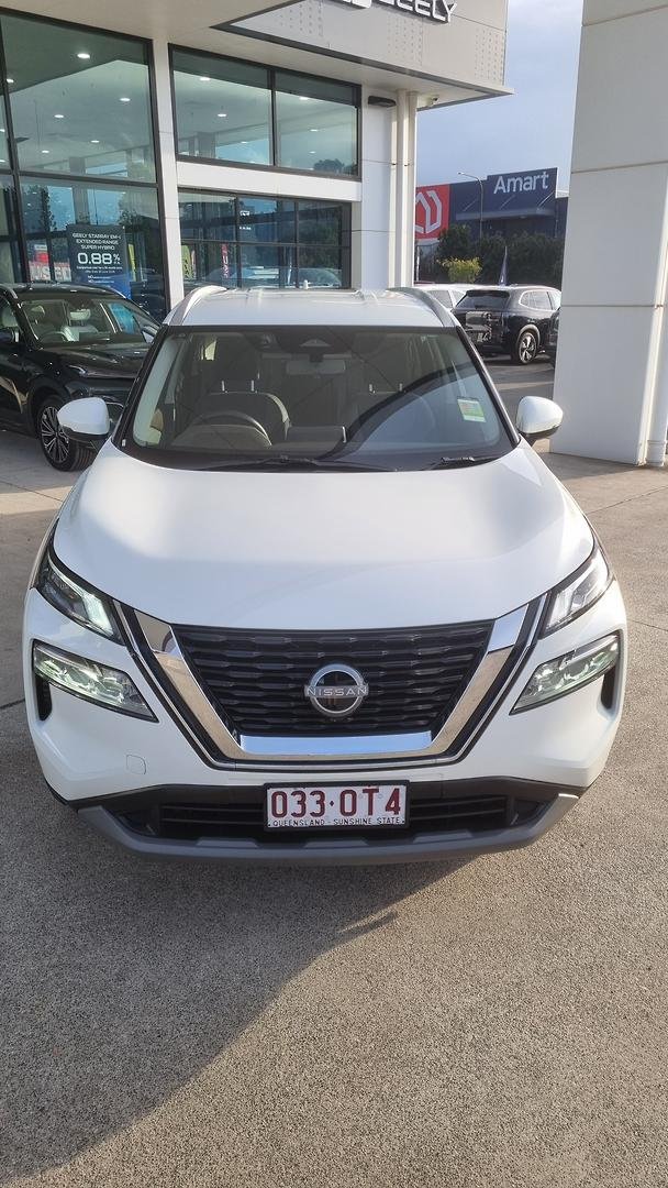 2025 Nissan X-TRAIL ST