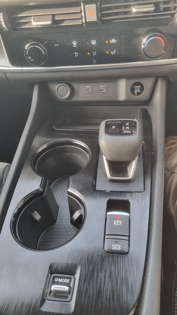 2025 Nissan X-TRAIL ST
