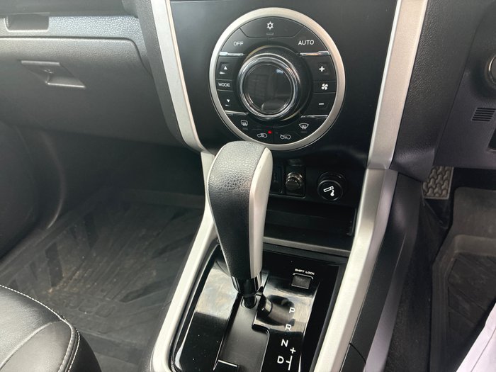 2021 Isuzu MU-X LS-T