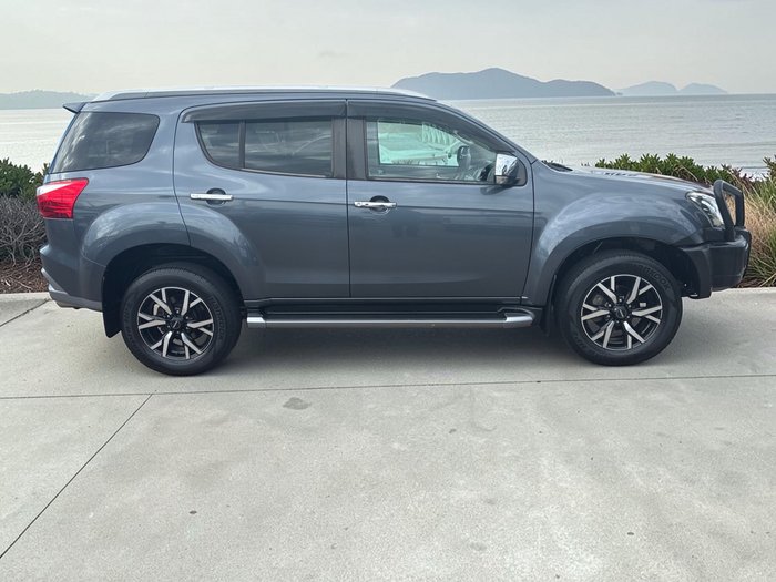 2021 Isuzu MU-X LS-T