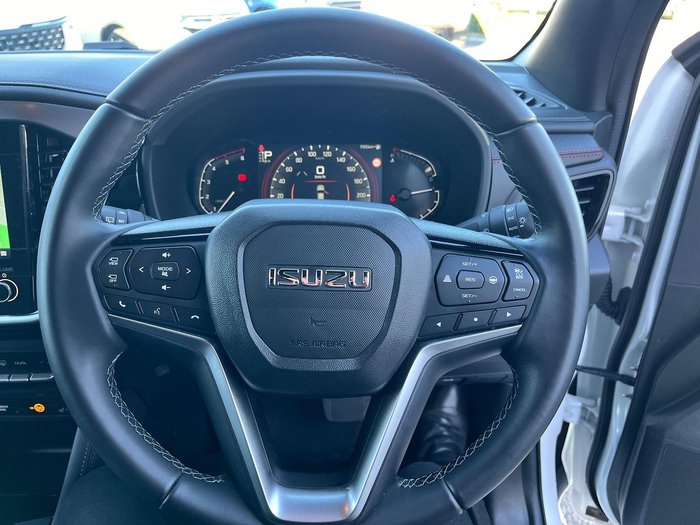 2025 Isuzu MU-X X-TERRAIN