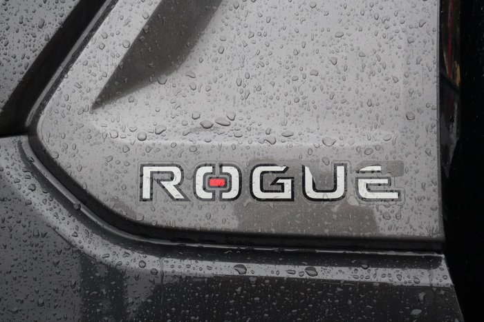 2021 Toyota Hilux Rogue