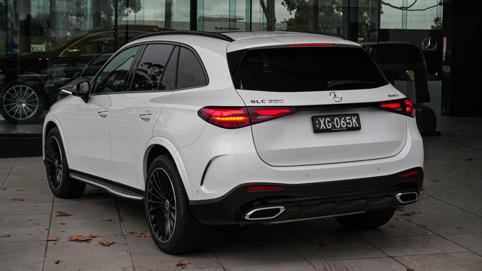 2026 Mercedes-Benz GLC-Class GLC300