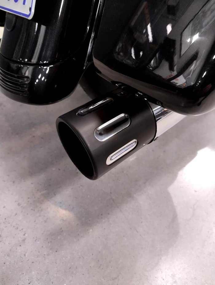 2018 Harley-Davidson Street Glide 107 (FLHX) Touring Grey