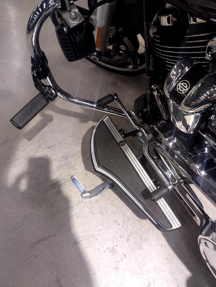 2018 Harley-Davidson Street Glide 107 (FLHX) Touring Grey