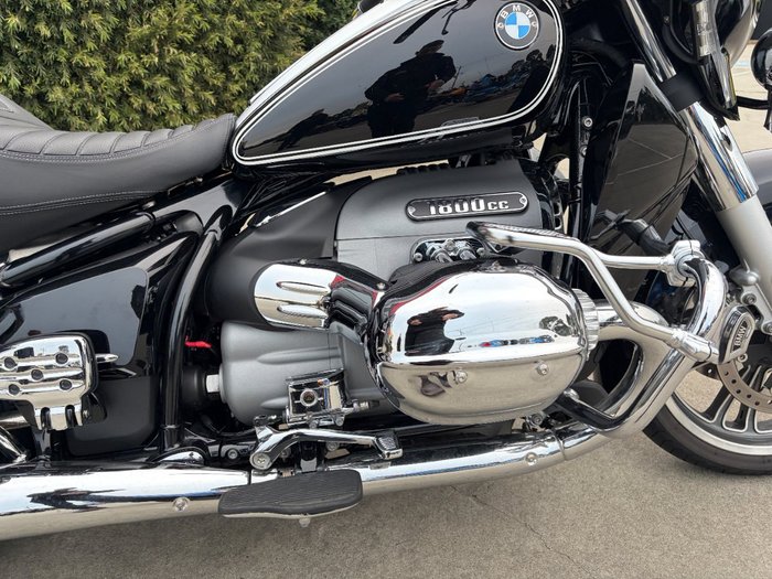 2022 BMW Motorrad R18 TRANSCONTINENTAL DELUXE Black