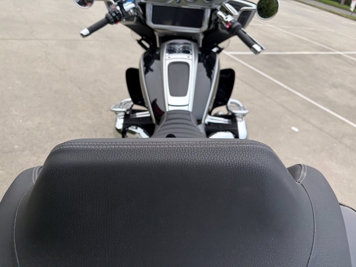 2022 BMW Motorrad R18 TRANSCONTINENTAL DELUXE Black