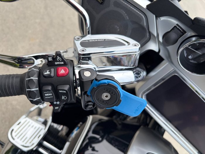 2022 BMW Motorrad R18 TRANSCONTINENTAL DELUXE Black