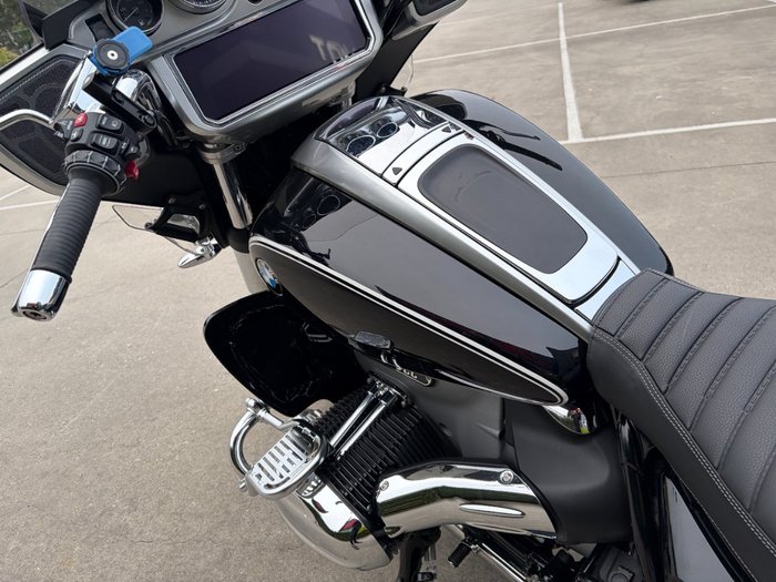 2022 BMW Motorrad R18 TRANSCONTINENTAL DELUXE Black