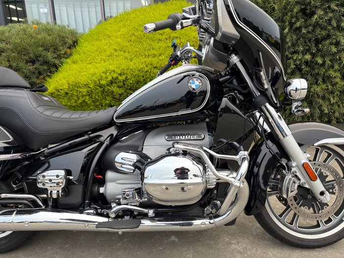 2022 BMW Motorrad R18 TRANSCONTINENTAL DELUXE Black