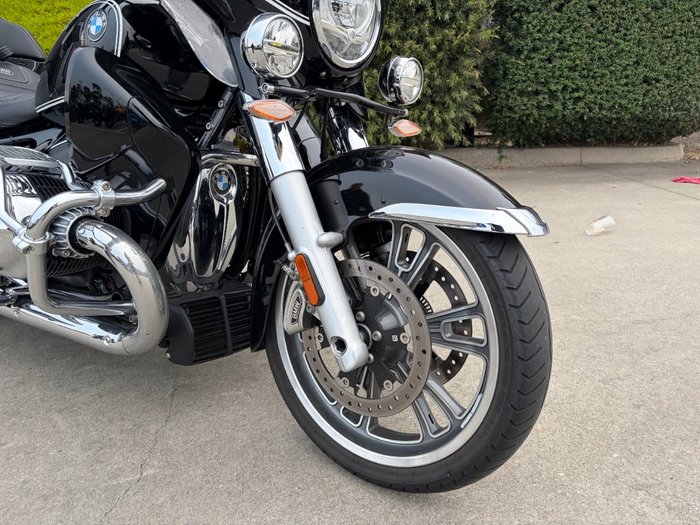 2022 BMW Motorrad R18 TRANSCONTINENTAL DELUXE Black