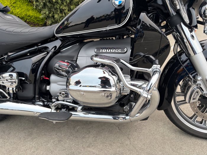 2022 BMW Motorrad R18 TRANSCONTINENTAL DELUXE Black