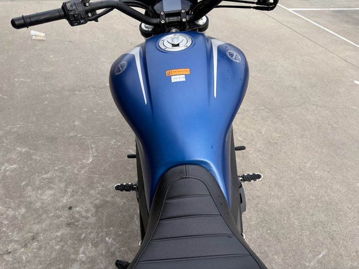 2021 Benelli 502C Blue