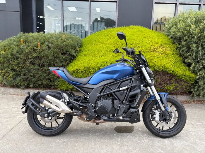 2021 Benelli 502C Blue