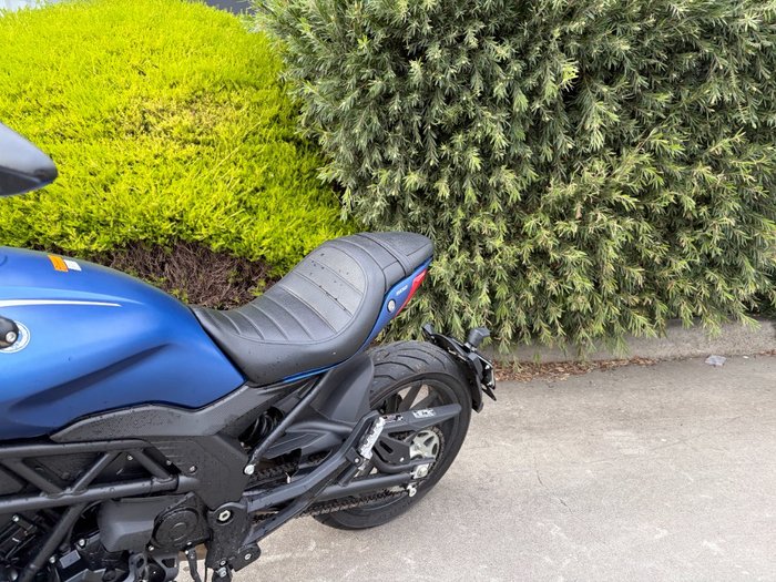 2021 Benelli 502C Blue