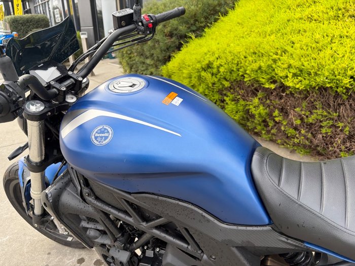 2021 Benelli 502C Blue