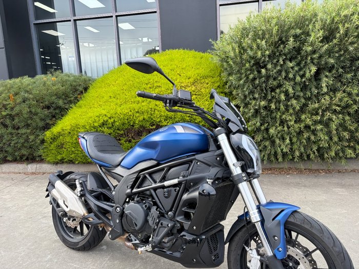 2021 Benelli 502C Blue