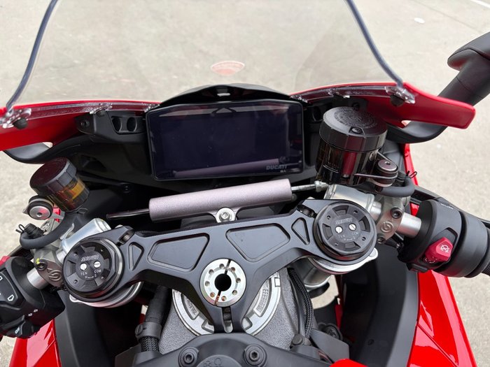 2025 DUCATI PANIGALE V4 Red