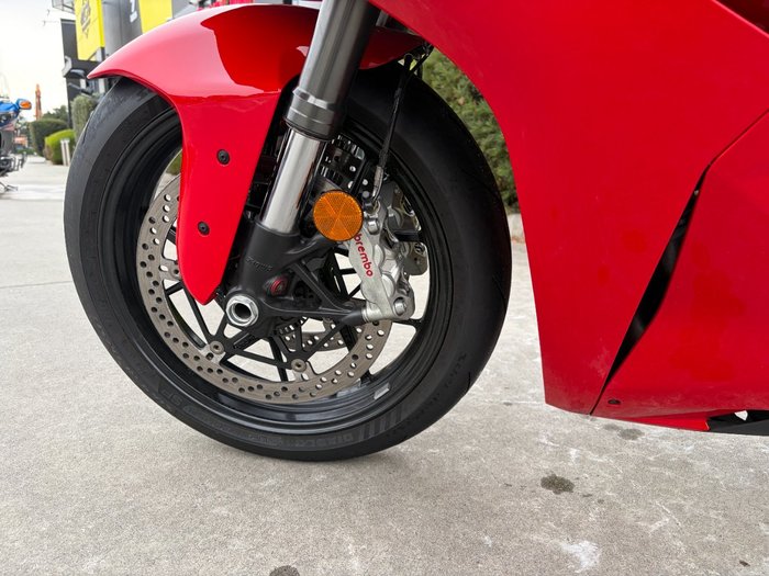 2025 DUCATI PANIGALE V4 Red