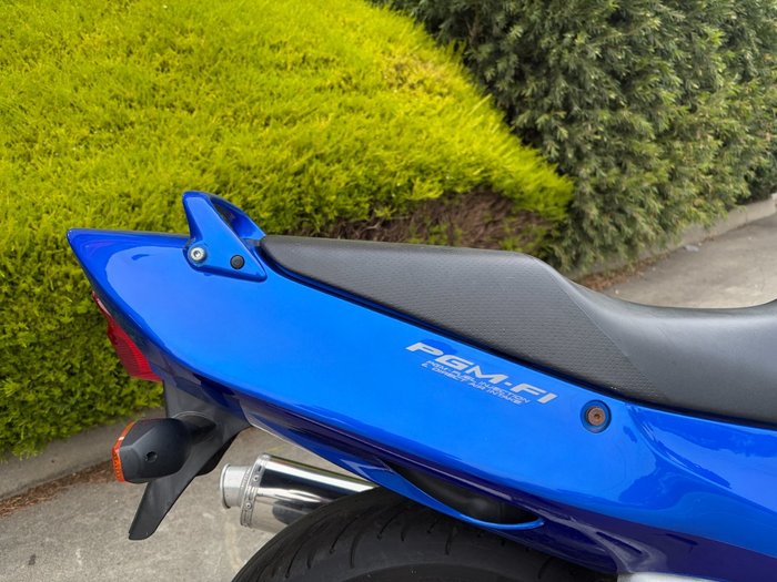 2005 Honda CBR1100XX (SUPER BLACKBIRD) Blue