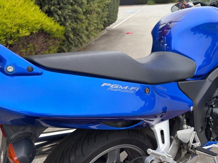 2005 Honda CBR1100XX (SUPER BLACKBIRD) Blue