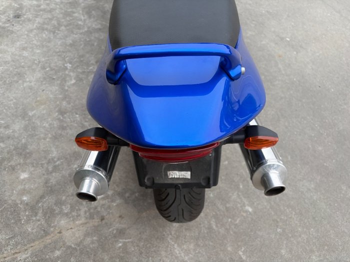 2005 Honda CBR1100XX (SUPER BLACKBIRD) Blue