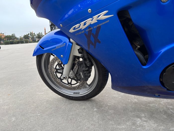 2005 Honda CBR1100XX (SUPER BLACKBIRD) Blue