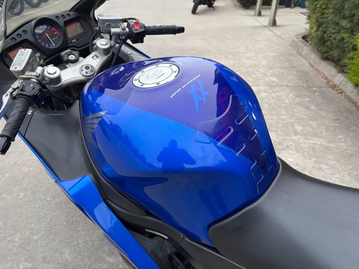 2005 Honda CBR1100XX (SUPER BLACKBIRD) Blue
