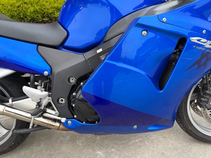 2005 Honda CBR1100XX (SUPER BLACKBIRD) Blue