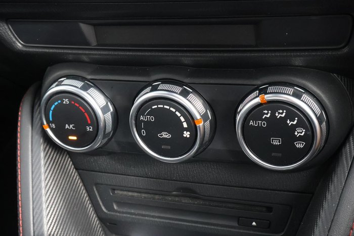 2015 Mazda 2 Genki