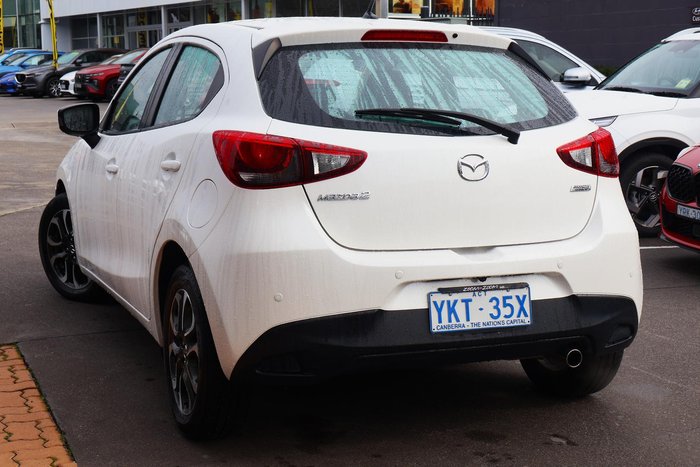 2015 Mazda 2 Genki