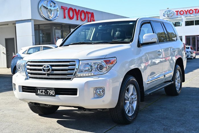 2015 Toyota Landcruiser Sahara VDJ200R MY13 4X4 Dual Range Crystal Pearl