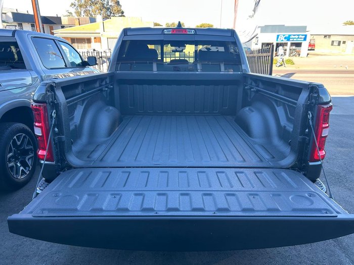 2026 RAM 1500 Express Black Edition Hurricane SO
