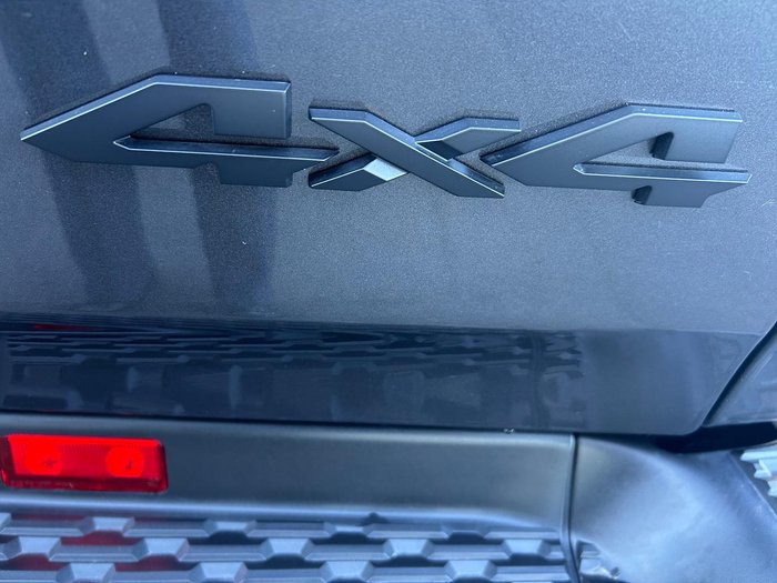 2026 RAM 1500 Express Black Edition Hurricane SO
