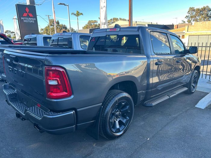 2026 RAM 1500 Express Black Edition Hurricane SO