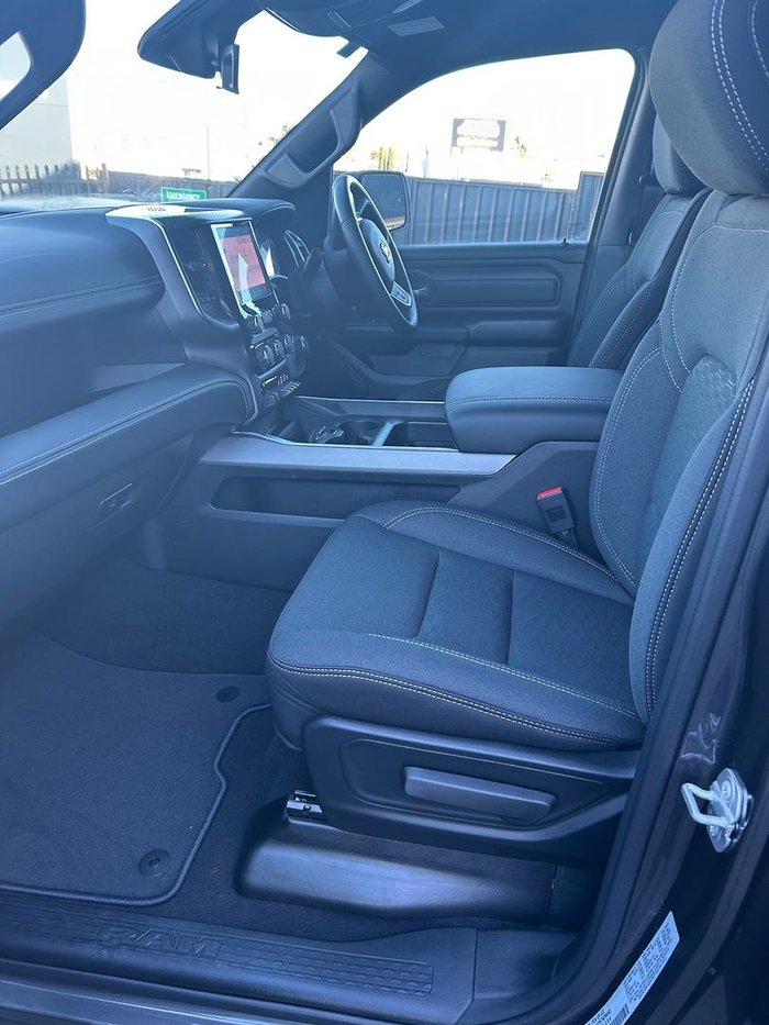 2026 RAM 1500 Express Black Edition Hurricane SO