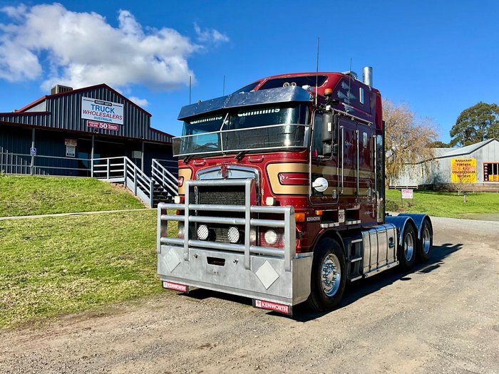 2010 Kenworth K100 Series K108