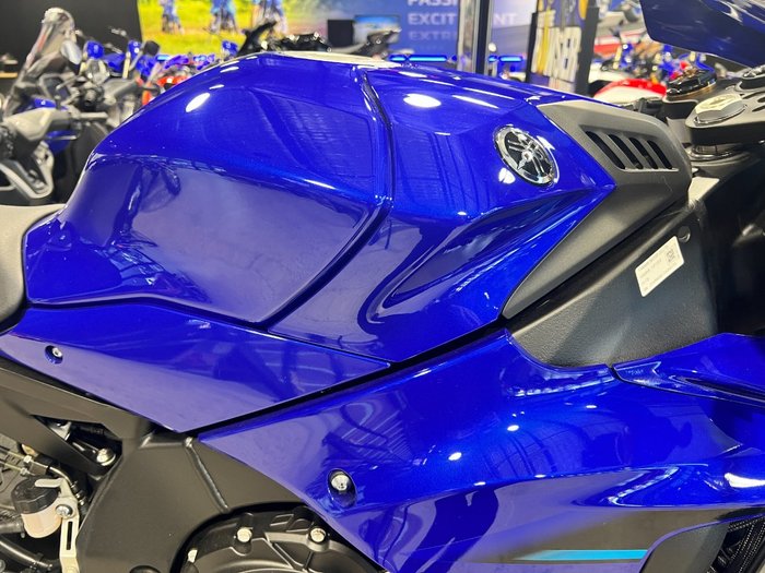 2026 Yamaha YZF-R1