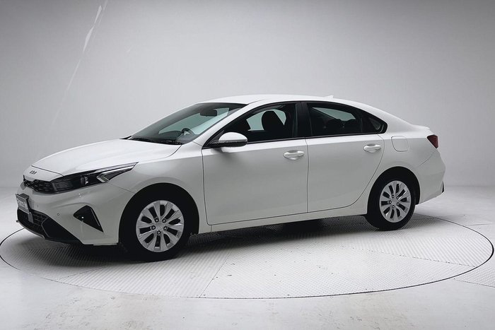 2024 Kia Cerato S