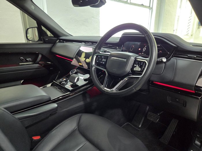 2023 Land Rover Range Rover Sport D250 SE