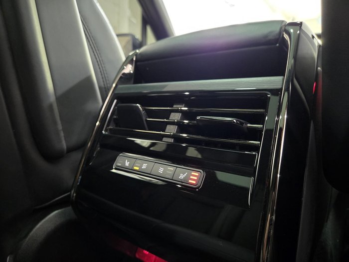 2023 Land Rover Range Rover Sport D250 SE